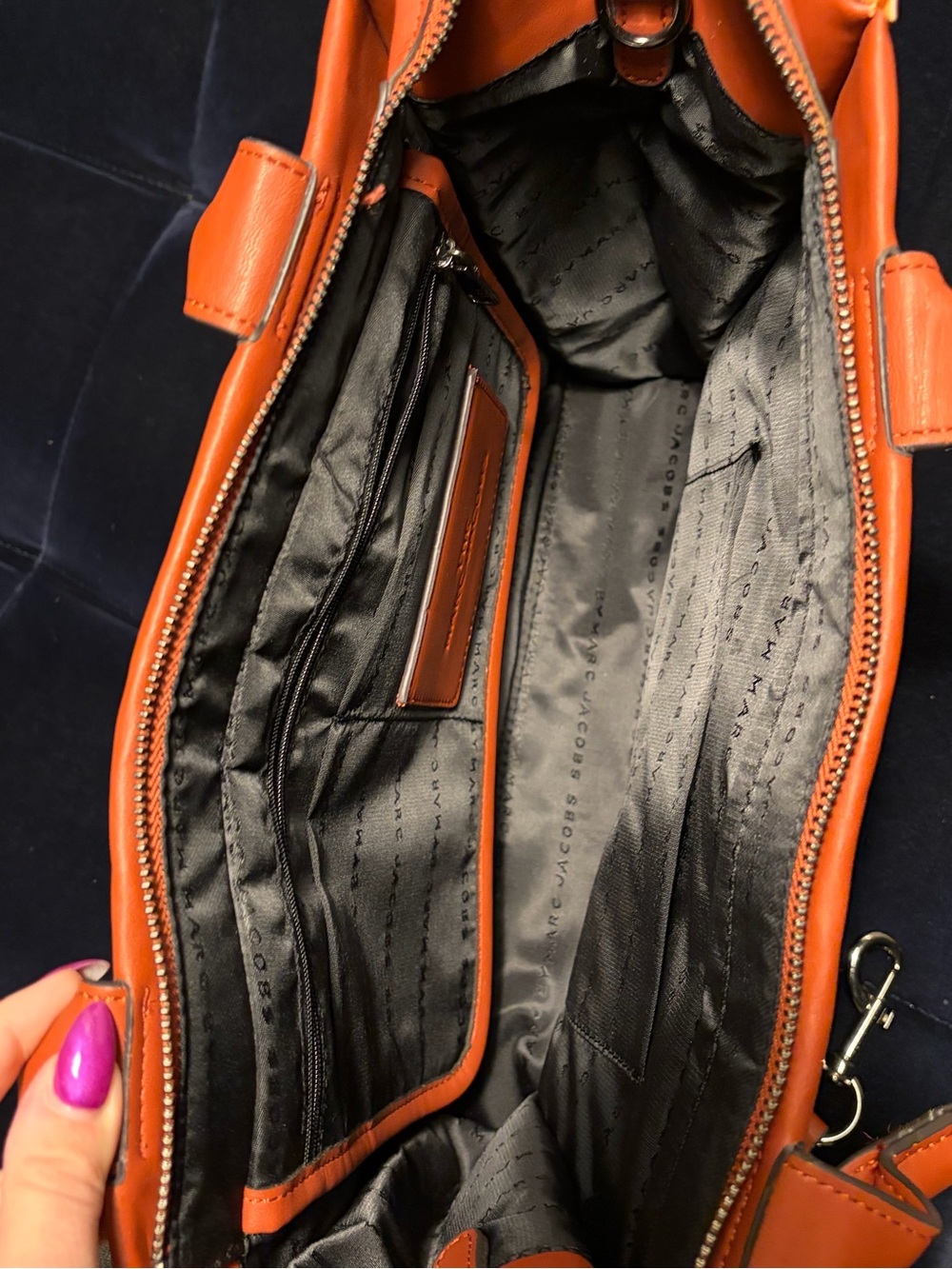Marc Jacobs Straw Tote with Rust Leather Trim and Black Strap - Picture 4 of 5